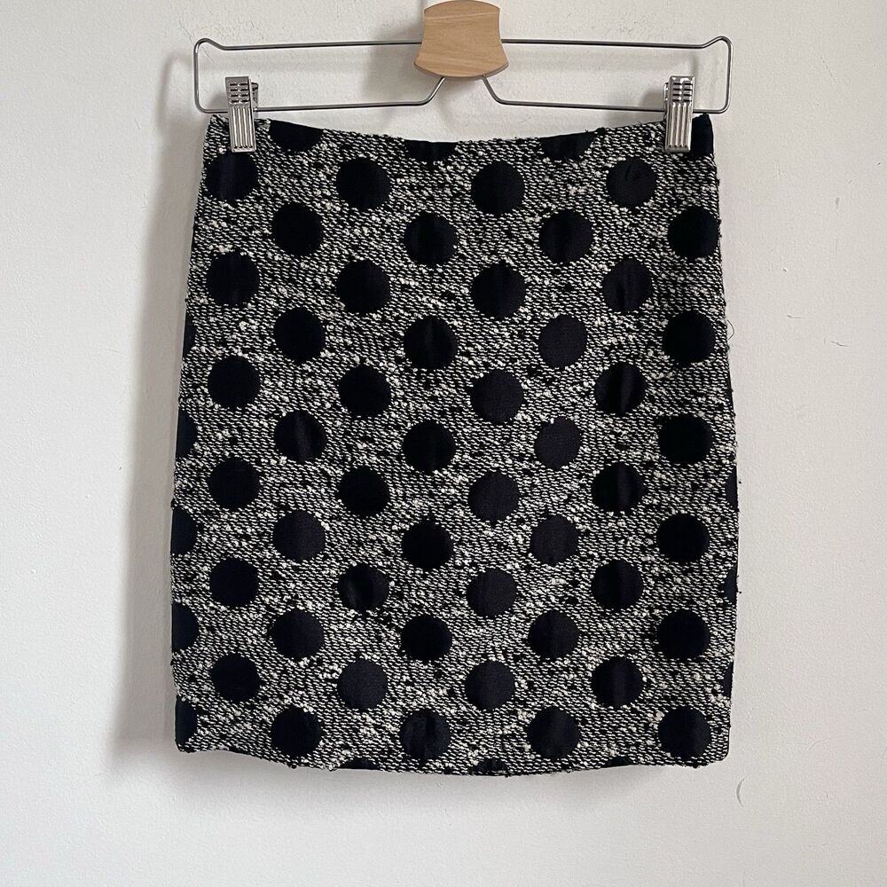J McLaughlin Black Off White Polka Dot Boucle Tweed Elm Mini Skirt Sz 0 Wool Ble